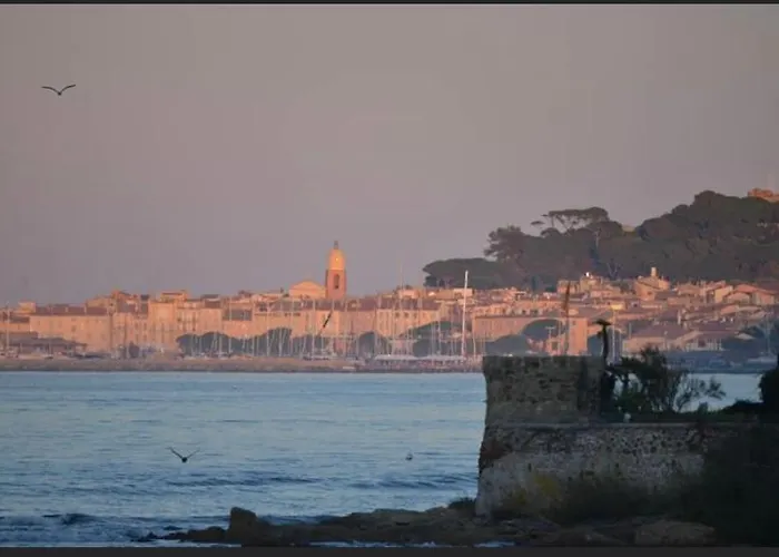 Holiday home Maison Classee Sur Le Golfe De St Tropez